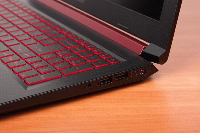 Acer Nitro 5 AN515-54-761V - Gaming Laptop