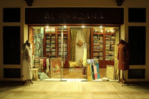 Al Khazana Carpets & Handicrafts