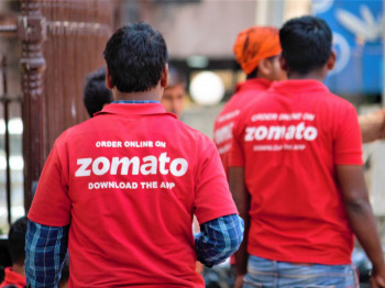 zomato.com - online restaurant guide and food ordering platform