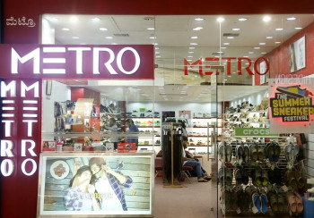 Metro Shoes