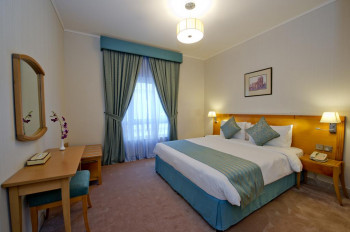 Al Bustan Centre & Residence