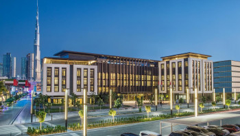 La Ville Hotel & Suites CITY WALK