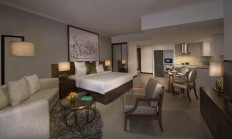 Pullman Dubai Creek City Centre Residences