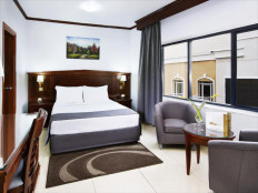 Admiral Plaza Hotel