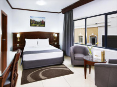 Admiral Plaza Hotel