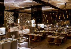 Play Restaurant & Lounge