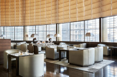 Armani/Lounge