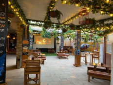 Urban Bar & Kitchen
