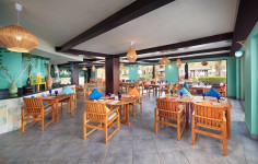 Pura Vida Restaurant