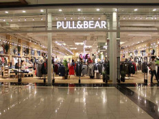 Pull & Bear, Mall of the Emirates