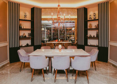 Colt Courtyard Cafe