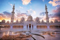 Sheikh Zayed Grand Mosque Center