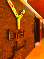 Y bar