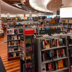 Book World By Kinokuniya  Dubai Mall