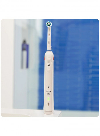 Smart 4 Rechargeable Tooth Brush With Bluetooth Connectivity White