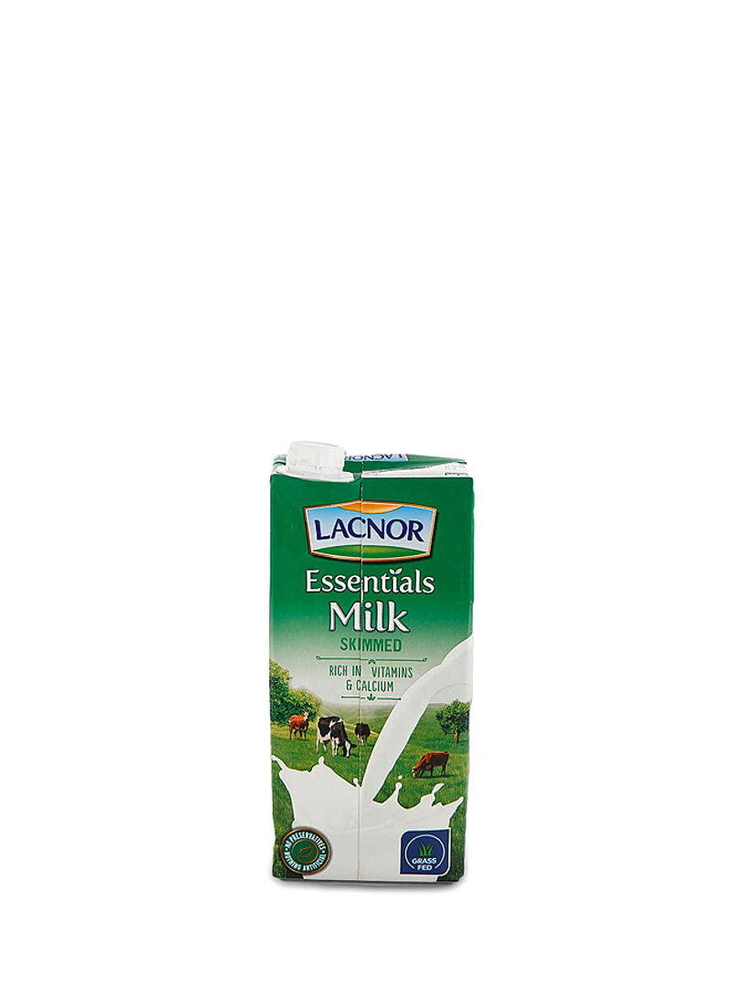 Essentials Skimmed Milk 1L