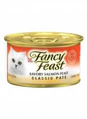 Fancy Feast Savory Salmon Cat Food 85g