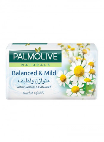 Naturals Bar Soap Balanced And Mild With Chamomile And Vitamin E 172g