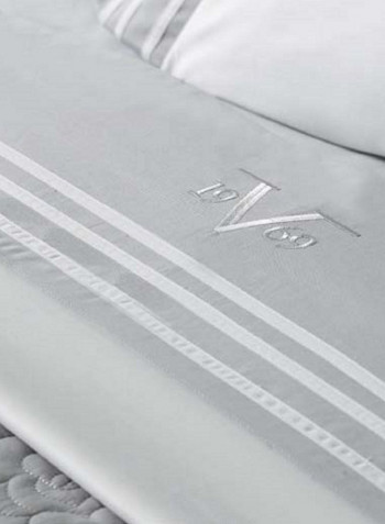 Versace 19.69 "Gramma" Bedspread Set Grey 240x260 Cm + Two Pillowcases 50x75 Cm Cotton Grey 240x264cm