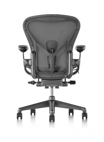 Aeron Remastered Chair Black 68.58x104.14x42.54cm