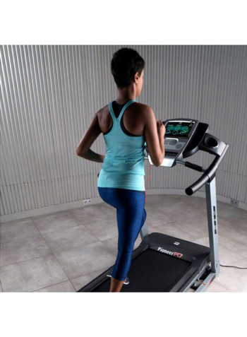 Pioneer R7 Treadmill 172x87x145cm