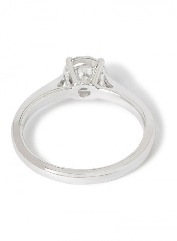 18 Karat White Gold Diamond Studded Ring