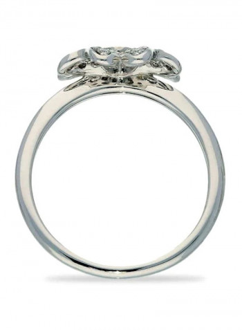 18 Karat White Gold 0.47Ct Diamond Studded Flower Designed Ring
