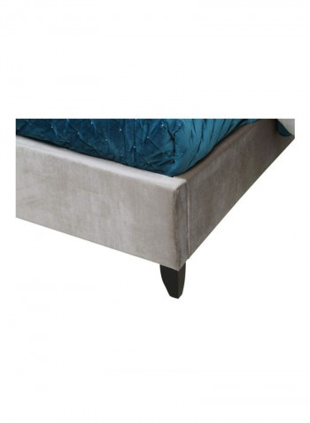 Evelia Bed Grey 221x161x211centimeter