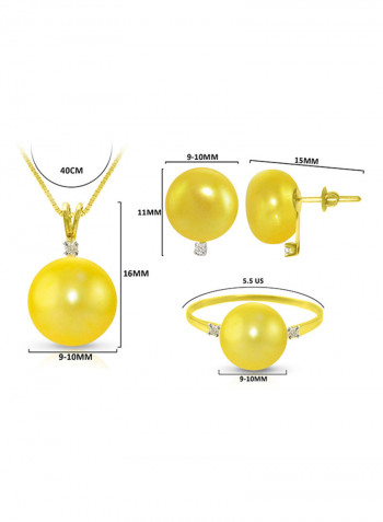 18 Karat Gold 0.08 Carat Diamonds 9-10 mm Pearl Pendant Necklace, Earrings And Ring Set