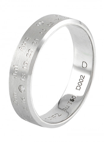 18 Karat White Gold Text And Numerical Detail Ring