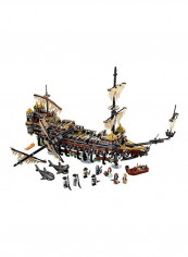 طقم بناء وتركيب بتصميم سفينة سايلنت ماري من سلسلة أفلام "Pirates Of The Caribbean"