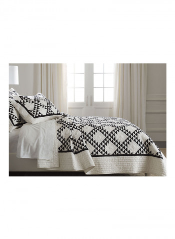 Triangle Quilted Sham King Cotton Black/White 92 x 106inch