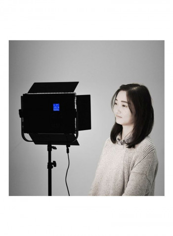 Bi-Colour Dimmable LED Video Light With Remote Control Black