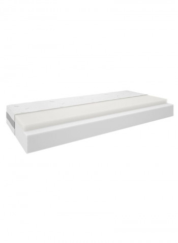 Wellpur Rectangular Shaped Mattress White