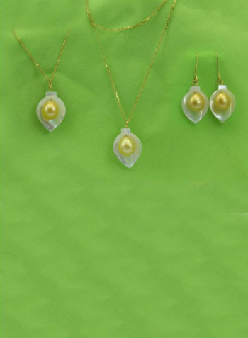 18 Karat Gold Calla Lily Mother Of Pearl Jewellery Set