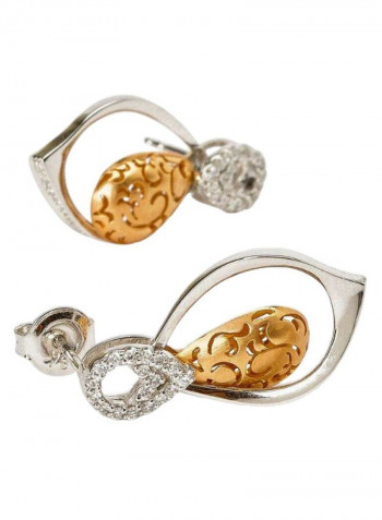 18K Gold Diamond Studded Earrings