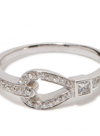 18K White Gold Exquisite Design Diamond Ring