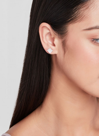 18K Gold Diamond Studded Earrings