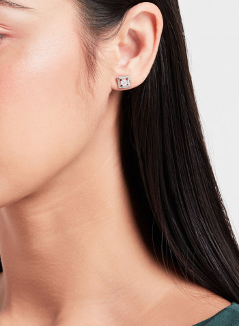 18K Gold Diamond Studded Earrings