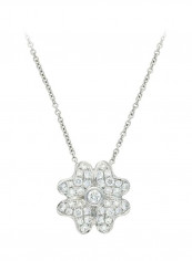18 Karat White Gold 0.46Ct Diamond Studded Flower Designed Pendant