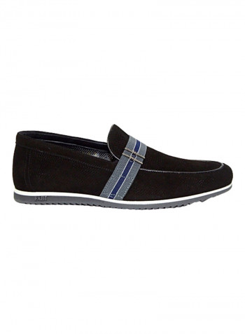 Men's Solid Loafers أسود