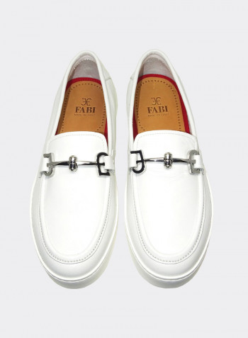 Men's Metal Detail Slip-On Shoes أبيض