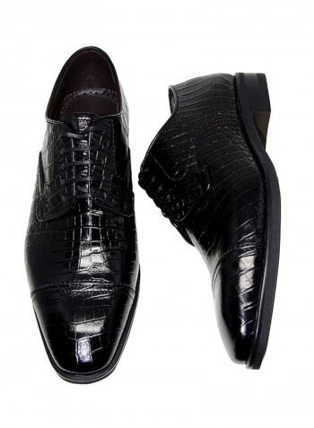 Men's Empossed Lace Up Oxfords Black