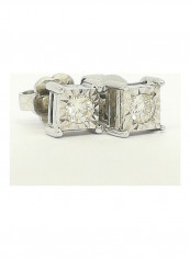 18 Karat White Gold With 0.26 Ct Genuine Diamond Studs
