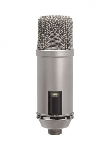 Microphones Broadcaster silver