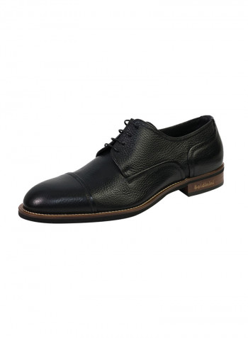 Classic Leather Lace-Up Shoes Black