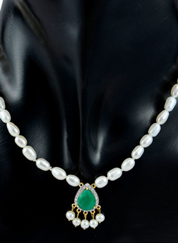 18 Karat Gold Diamond Studded Royal Indian Emerald Necklace