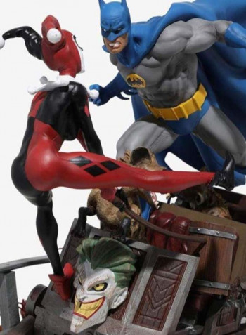 Batman Vs Harley Quinn Battle Statue 14inch