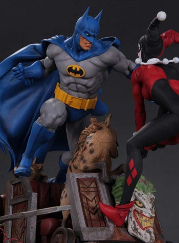 Batman Vs Harley Quinn Battle Statue 14inch