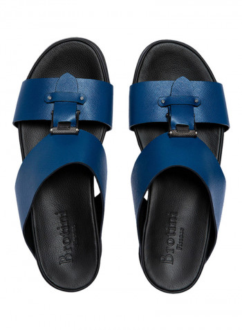 Buckle Detail Arabic Sandals Blue